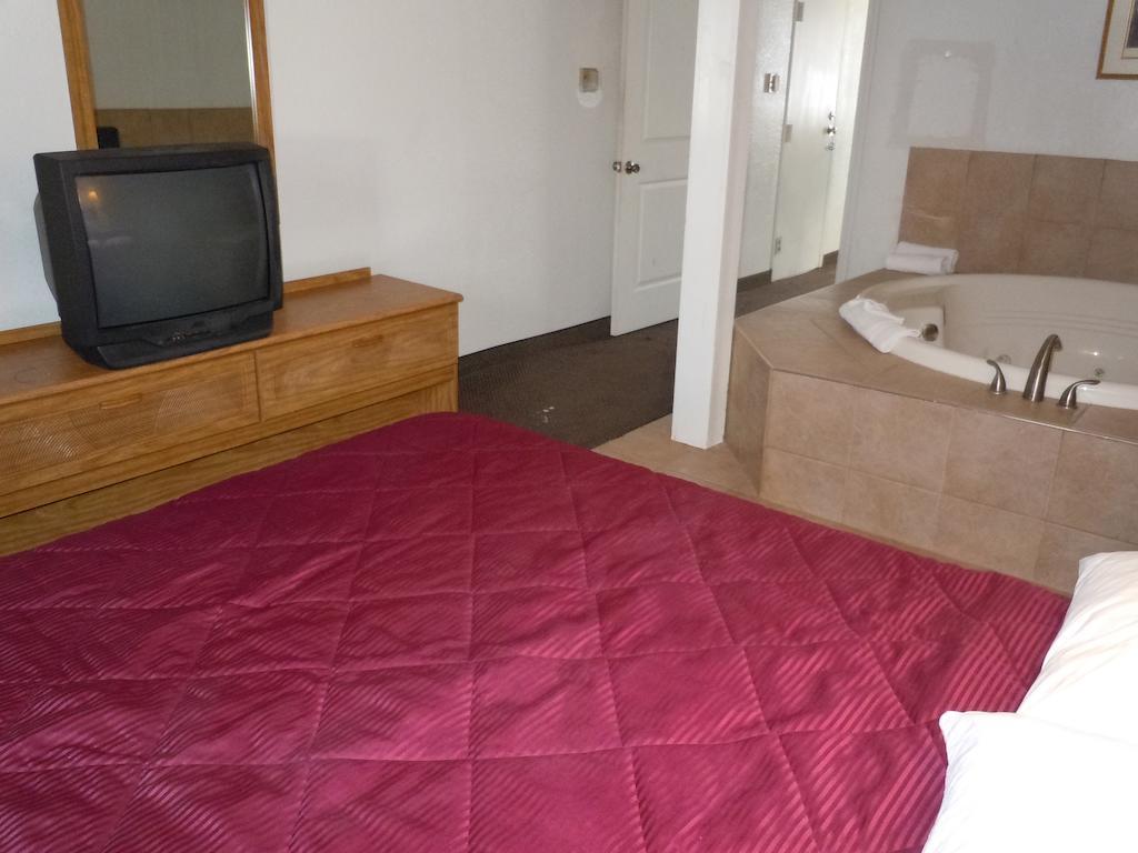 Travelodge By Wyndham Grand Rapids North Walker Luaran gambar